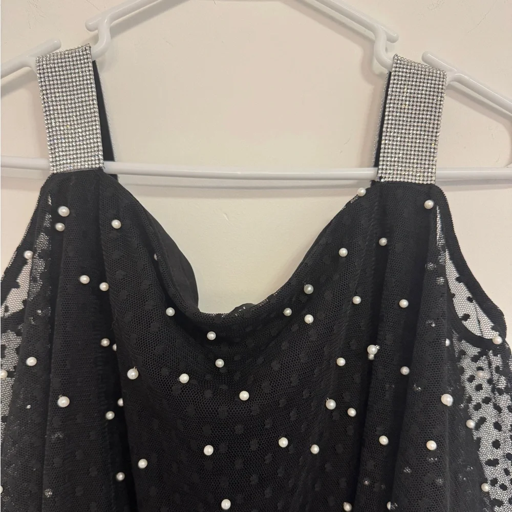 Elegant Black and Silver Women's Dress - Picture 7 of 7